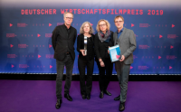 Helmut Monkenbusch, Dagmar Rosenbauer, Silke Sch&uuml;tze (NDR) und Marcus O. Rosenm&uuml;ller bei der Preisverleihung des deutschen Wirtschaftsfilmpreises 2019